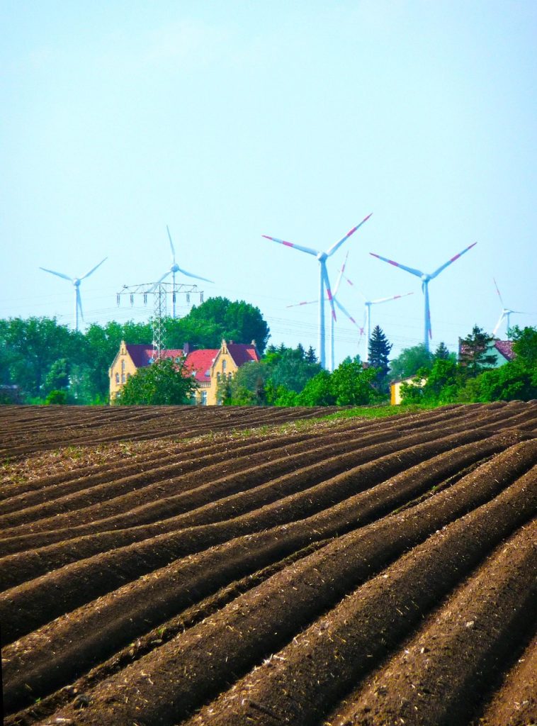 what's my land worth per acre